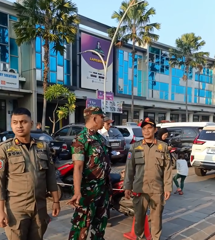 Pengamanan Satpol PP di Cileungsi Fest HJB 544